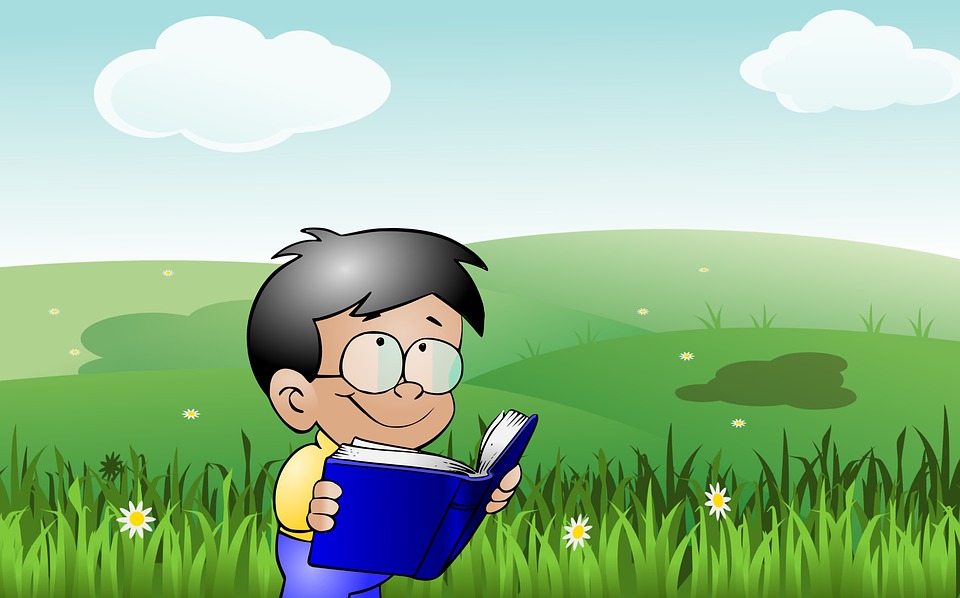 παιδί που διαβάζει βιβλίο έξω στη φύση