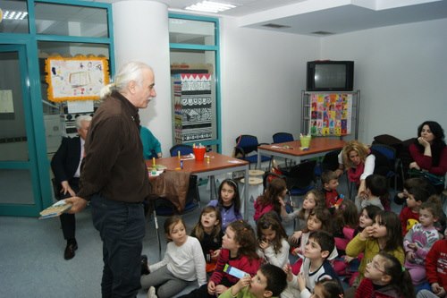 φωτογραφία από επίσκεψη σχολείου